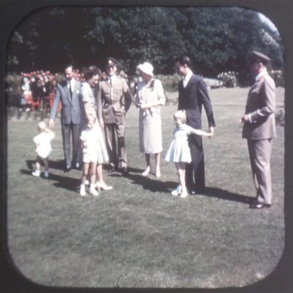 The Royal Family of Belgium - View-Master 3 Reel Packet - vintage - 1976-A,B,C-BS3 Hot on Sale