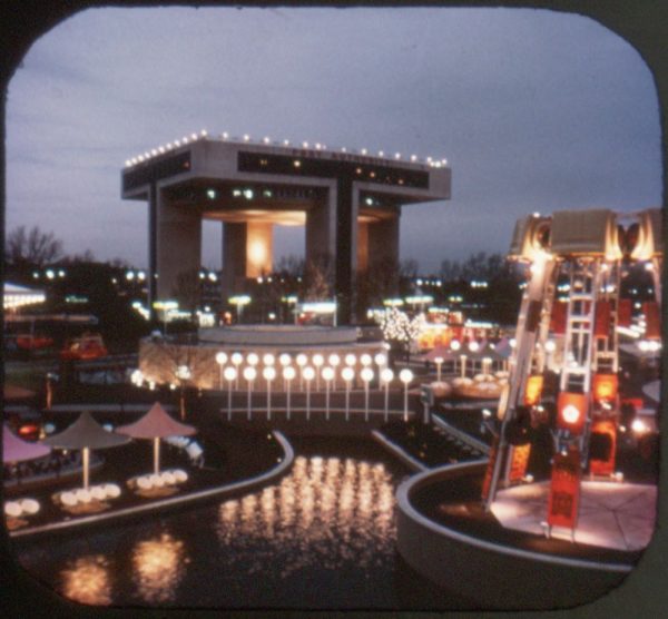 New York World s Fair - Night Scenes & Amusement Area - View-Master 3 Reel Packet - 1964 - vintage - A672-S6 Online Sale